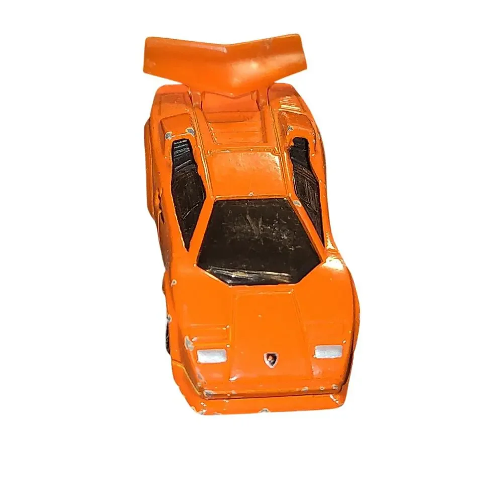 Hot Wheels Lamborghini Countach Mattel orange